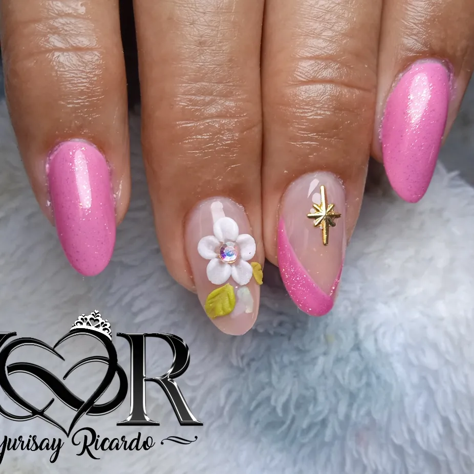 servicios profesionales - Manicurista profesional  8
