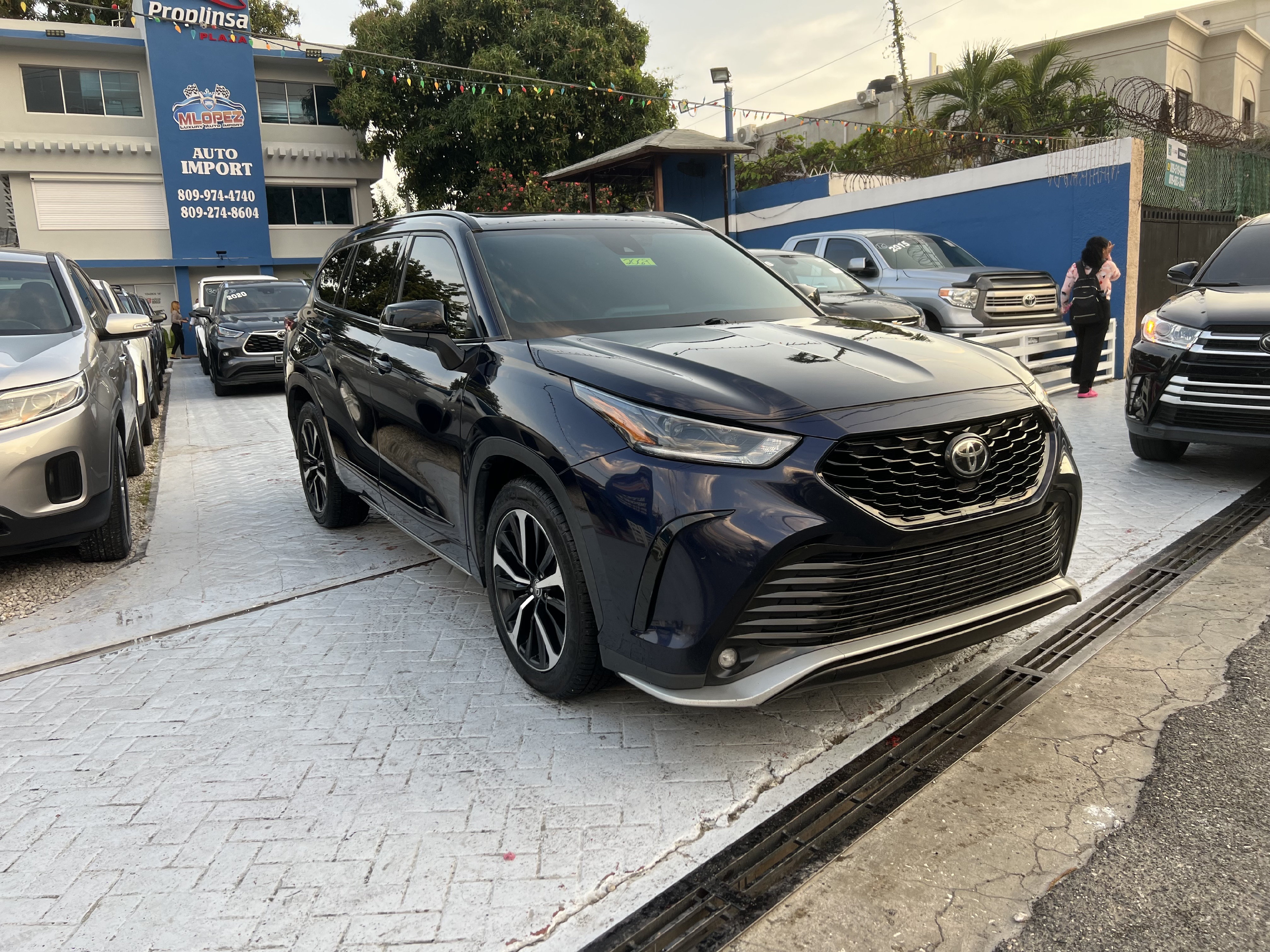 jeepetas y camionetas - Toyota Highlander 2021 XSE 0