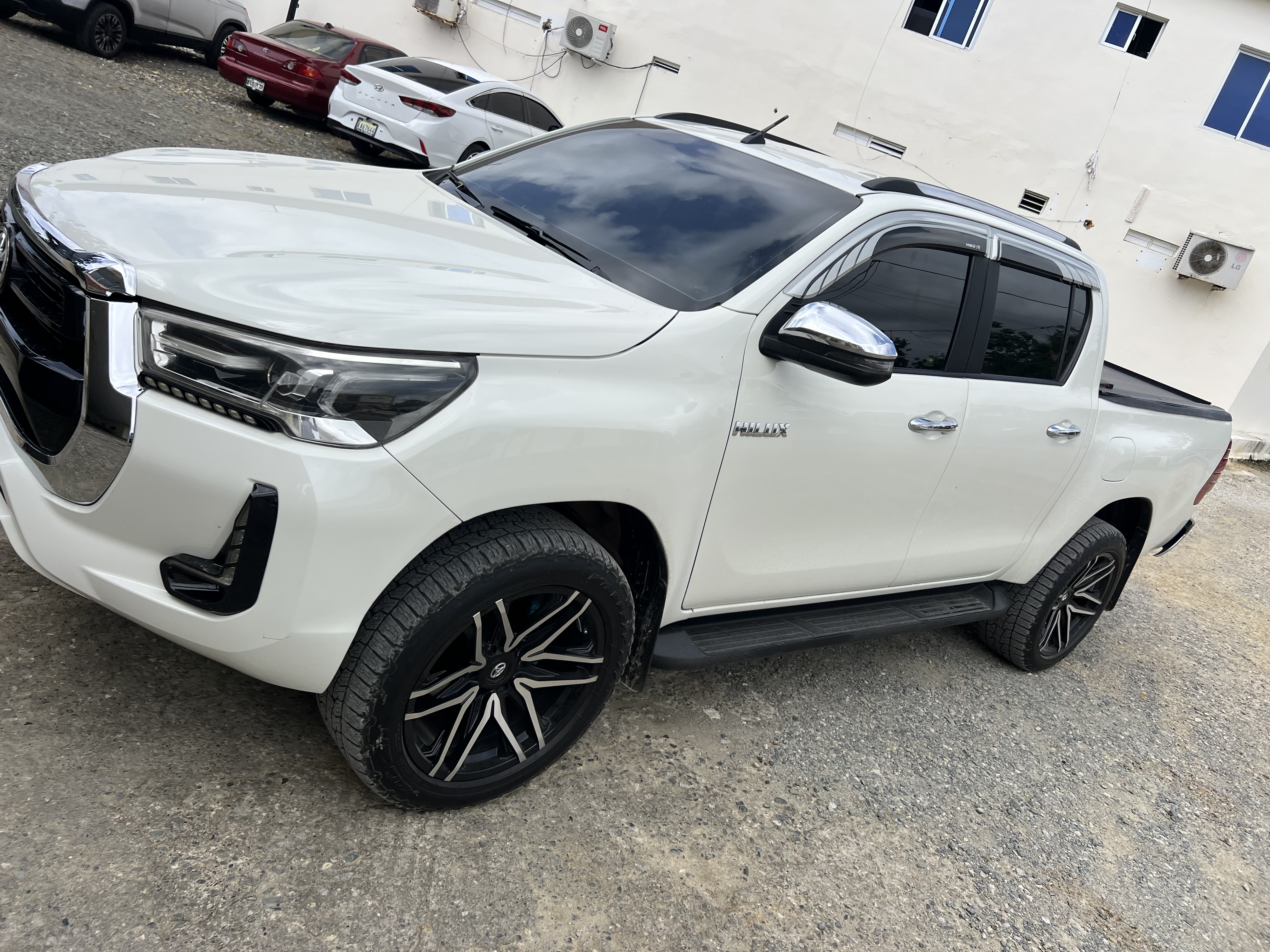jeepetas y camionetas - Toyota hilux 2019 pintura original  1