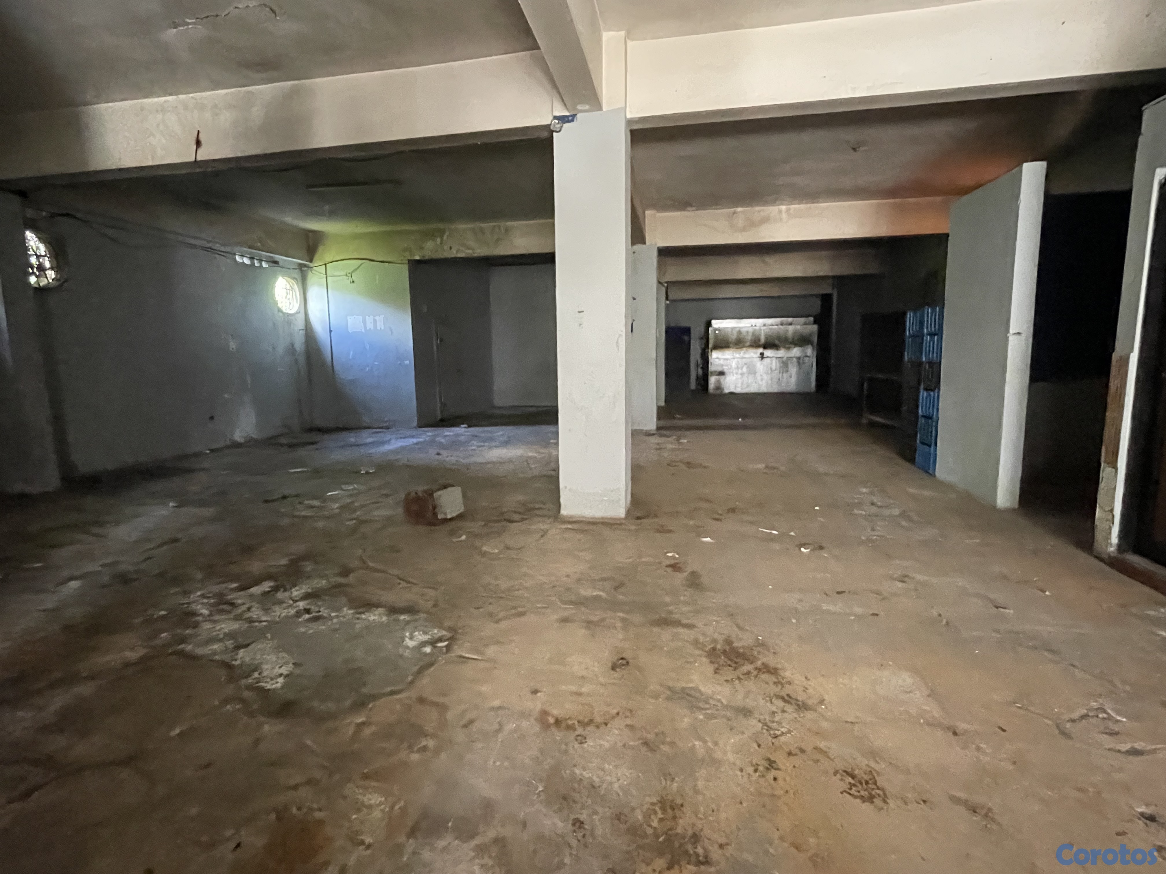 oficinas y locales comerciales - Local en primer nivel en zona alto tránsito  3