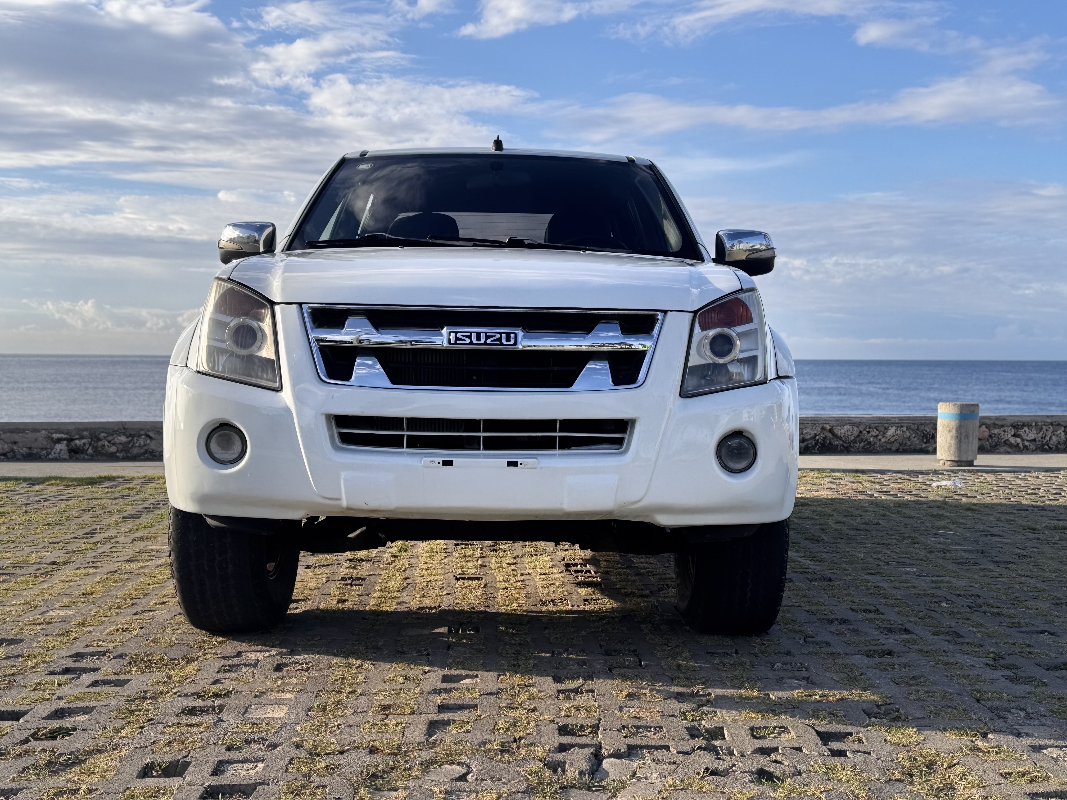 jeepetas y camionetas - D-Max 2012   1