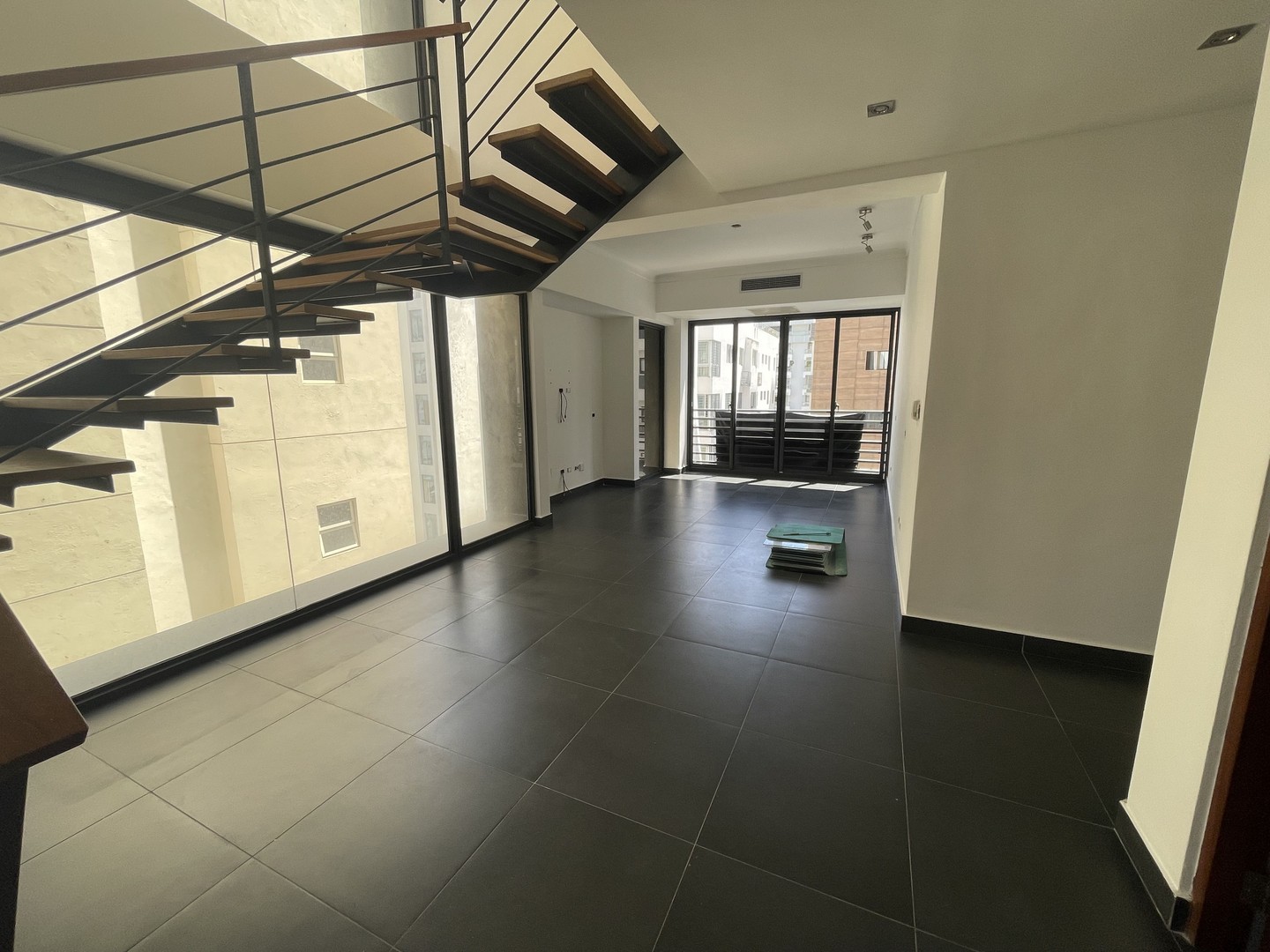 apartamentos - Naco duplex 3 habitaciones 2.5 banos 2 parqueos 1