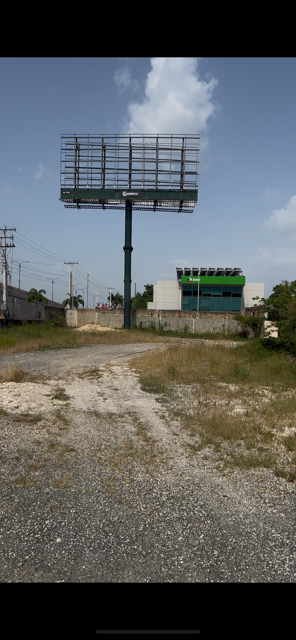 solares y terrenos - 🏝️ Terreno en Venta en Zona Turística –Boca Chica