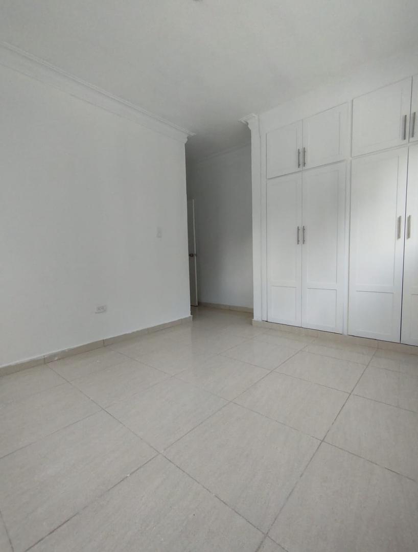 apartamentos - Apto alquiler en Residencial Carmen María - dentras de la embajada Americana  7