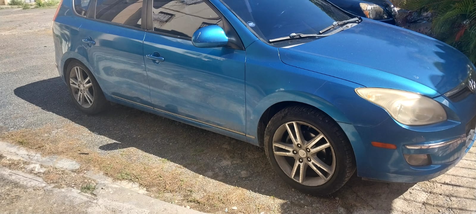 carros - Hyundai Elantra 2010  1