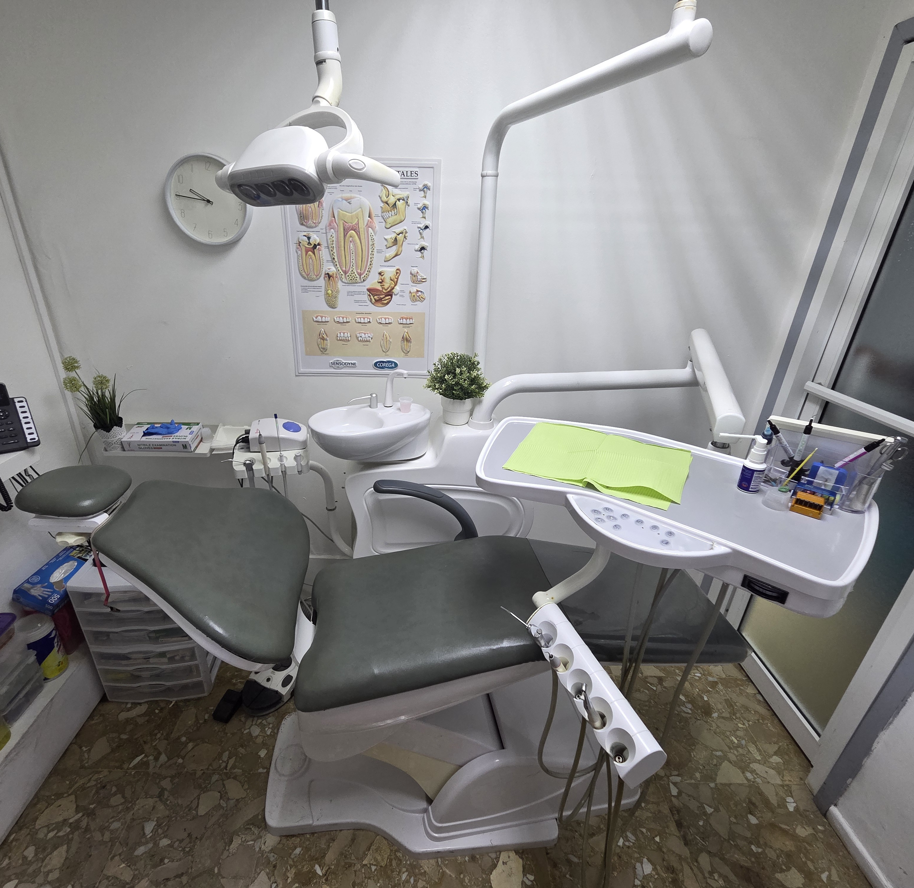 equipos profesionales - Vendo sillones dentales en buena condición por remodelacíon 2