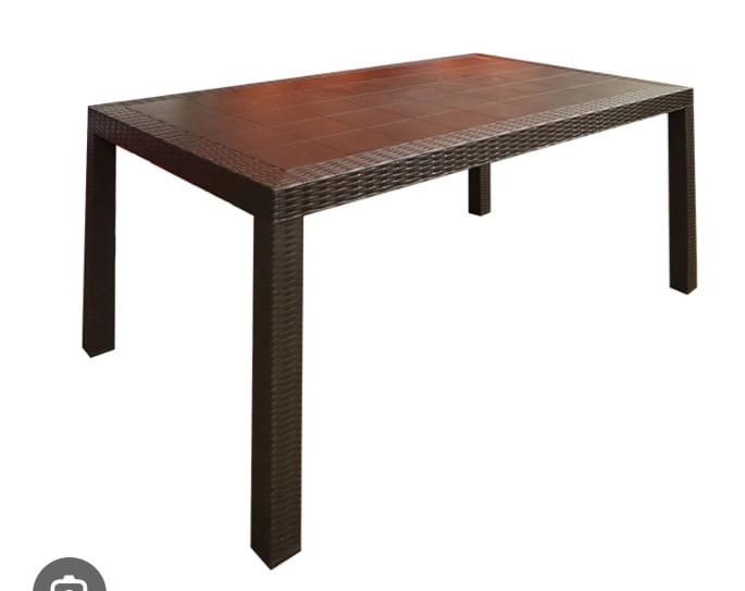 muebles y colchones - Mesa de plástico tipo caoba  0