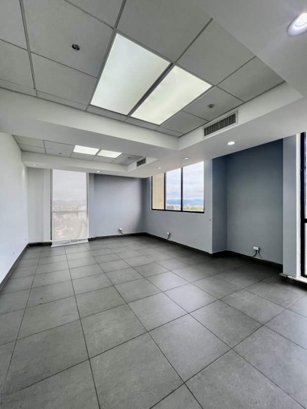 oficinas y locales comerciales - El Millón, Distrito Nacional, Nuñez de Caceres 4