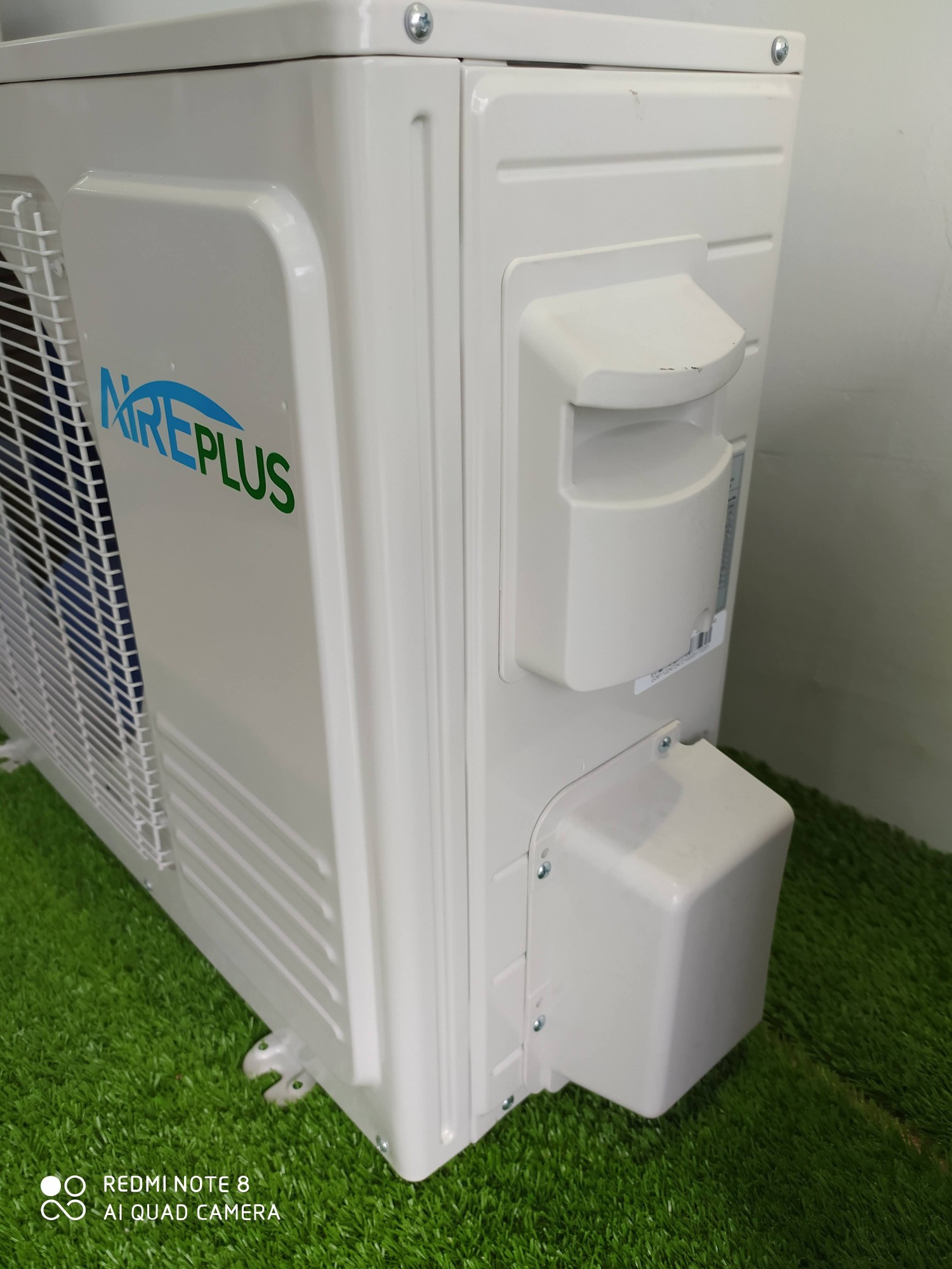 aires acondicionados y abanicos - Aires Acondicionados 12,000btu nuevos en su caja  1