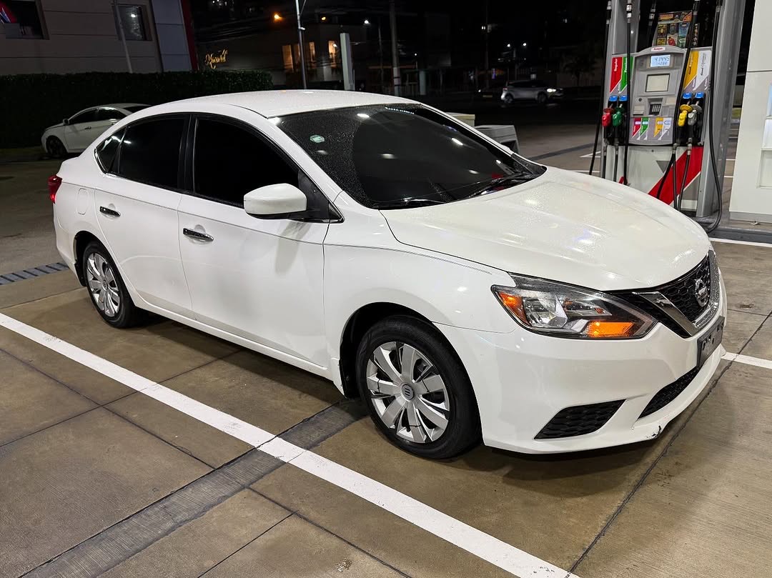 carros - Nissan Sentra SV 2016 versión AMERICANA  0