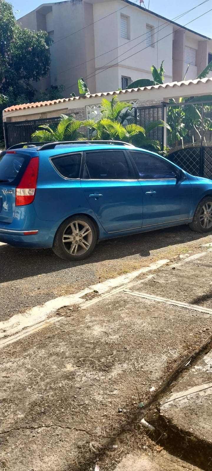 carros - Hyundai Elantra 2010  2