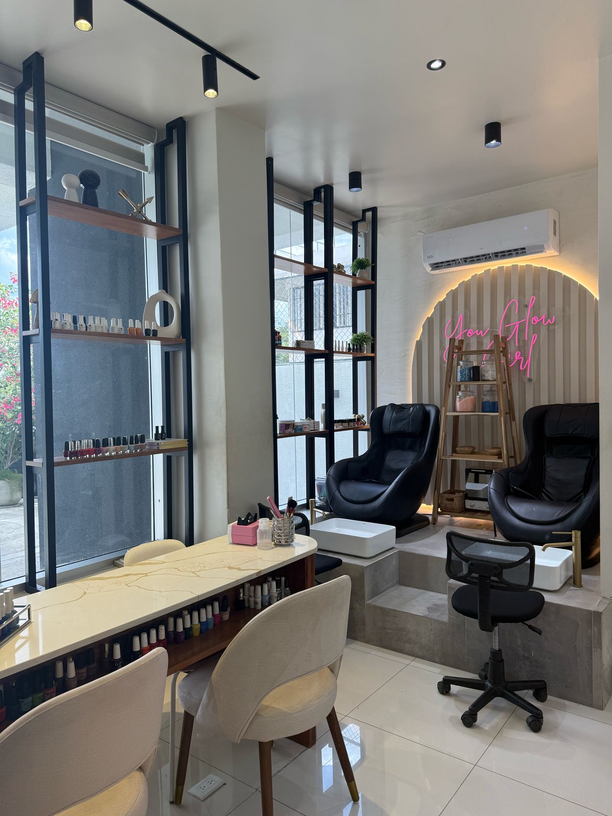 negocios en venta - Nails Bar En Venta En Los Prados Distrito Nacional 2