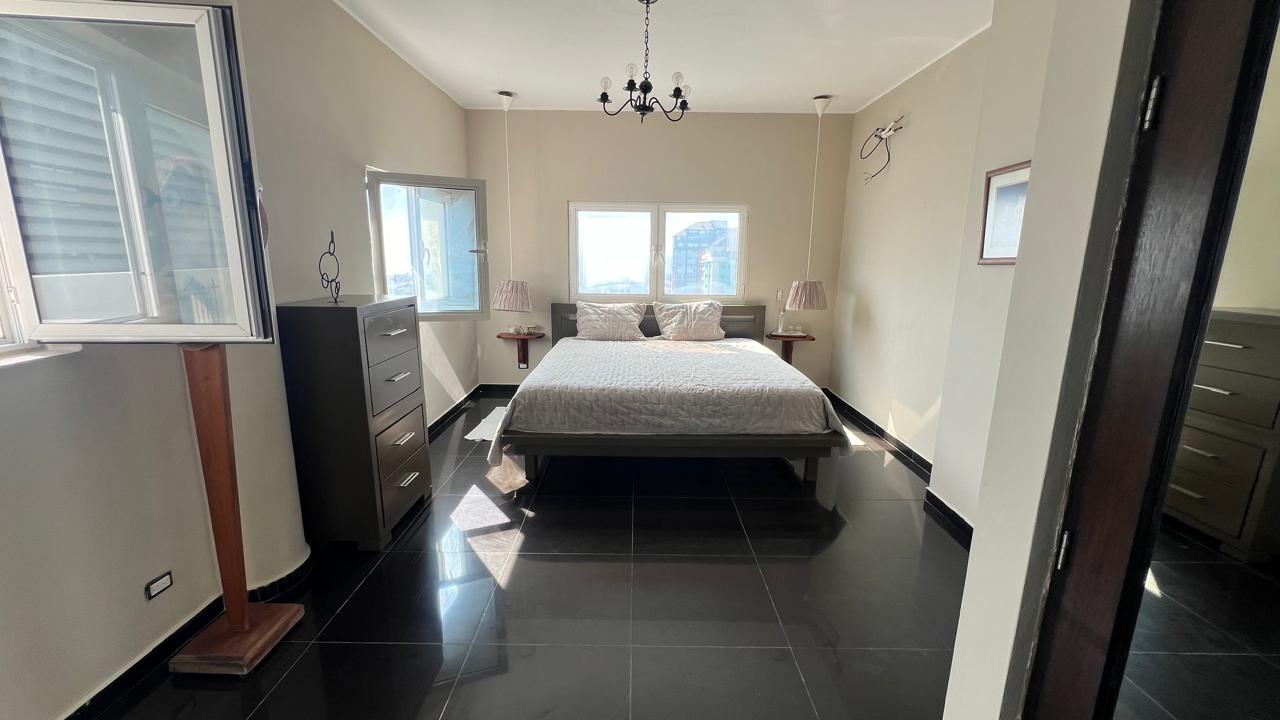 apartamentos - Exclusivo PH de 1 Habitación en Alquiler en Bella Vista, Av. Sarasota
 3