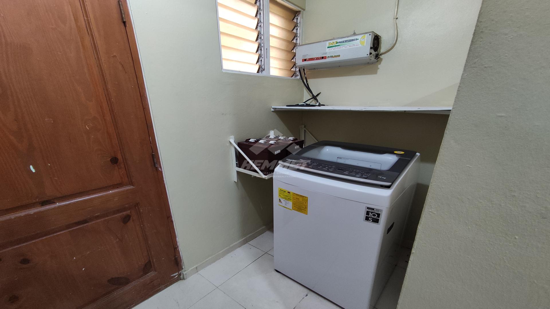 apartamentos - APARTAMENTO EN RENTA 2DO NIVEL EN DON PEDRO SANTIAGO 8