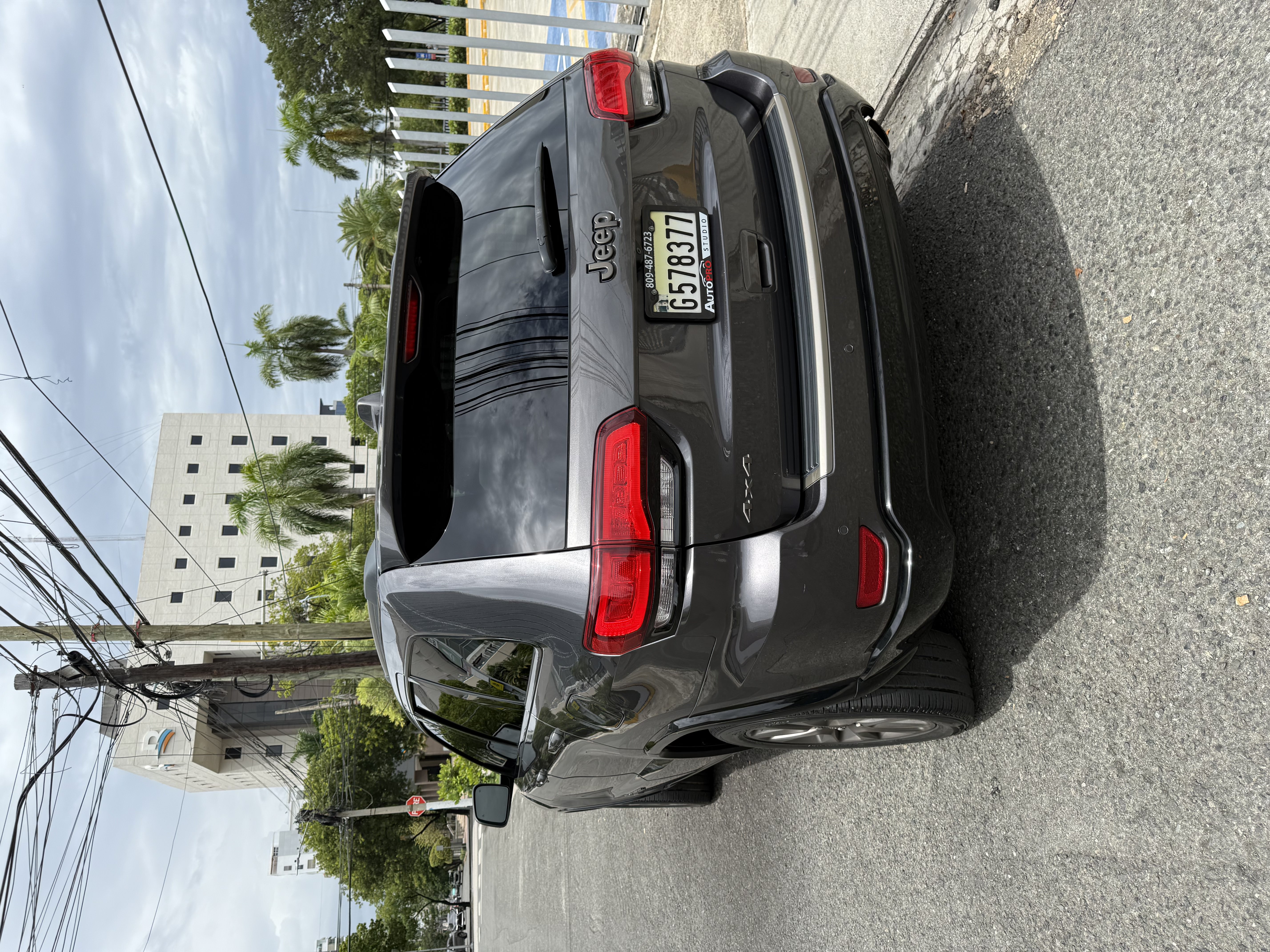 jeepetas y camionetas - Jeep Grand Cherokee Limited 4x4 - 75 Aniversario 7