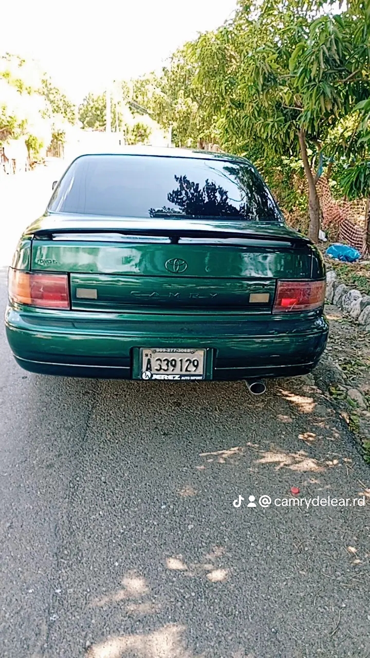 carros - Vendo Toyota camry 93 170,000 negociable en muy bu 3