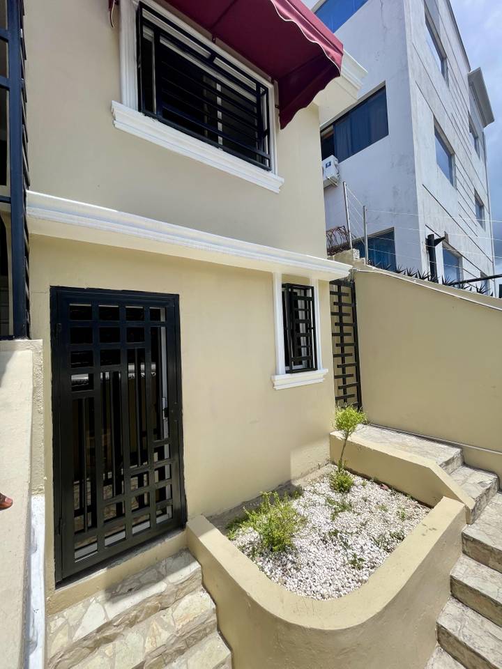 apartamentos - Casa en Venta en Altos de Arroyo Hondo II 9