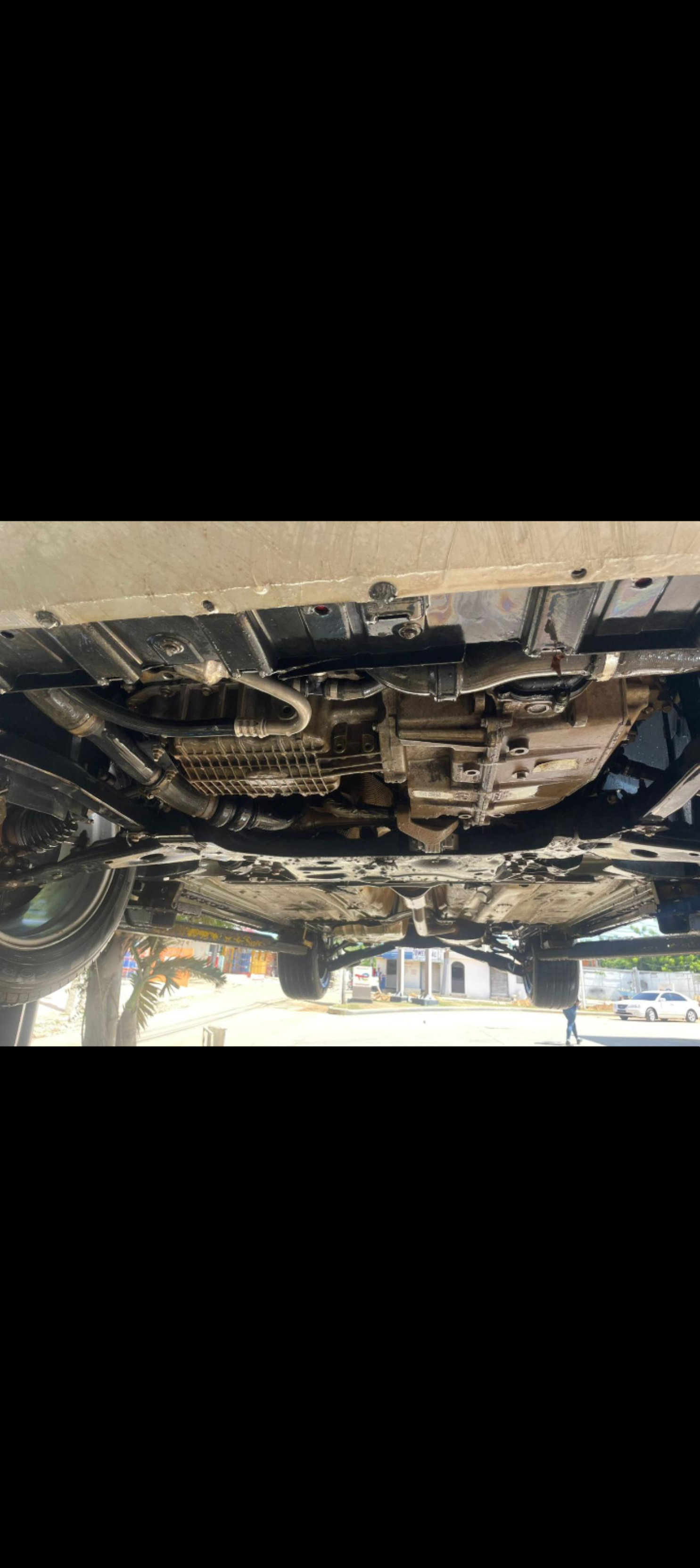 jeepetas y camionetas - vendo Ford escape 2015 la más nueva  1