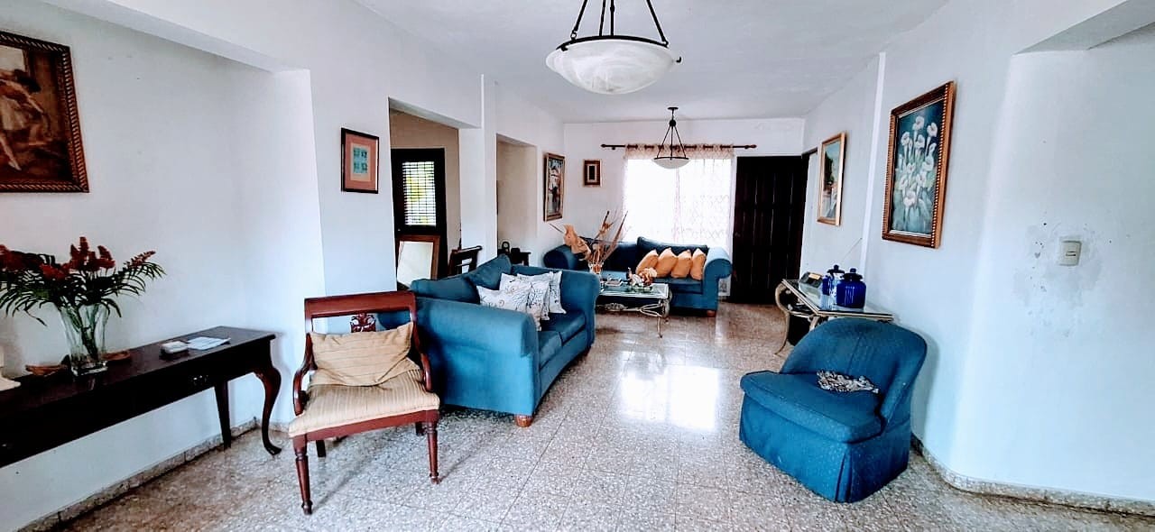 casas - Se vende una casa en la Castellana con 500Mts² de terreno. 3