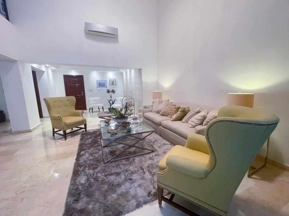 apartamentos - Naco duplex 4 habitaciones 4.5 baños estudio 3 parqueos  8