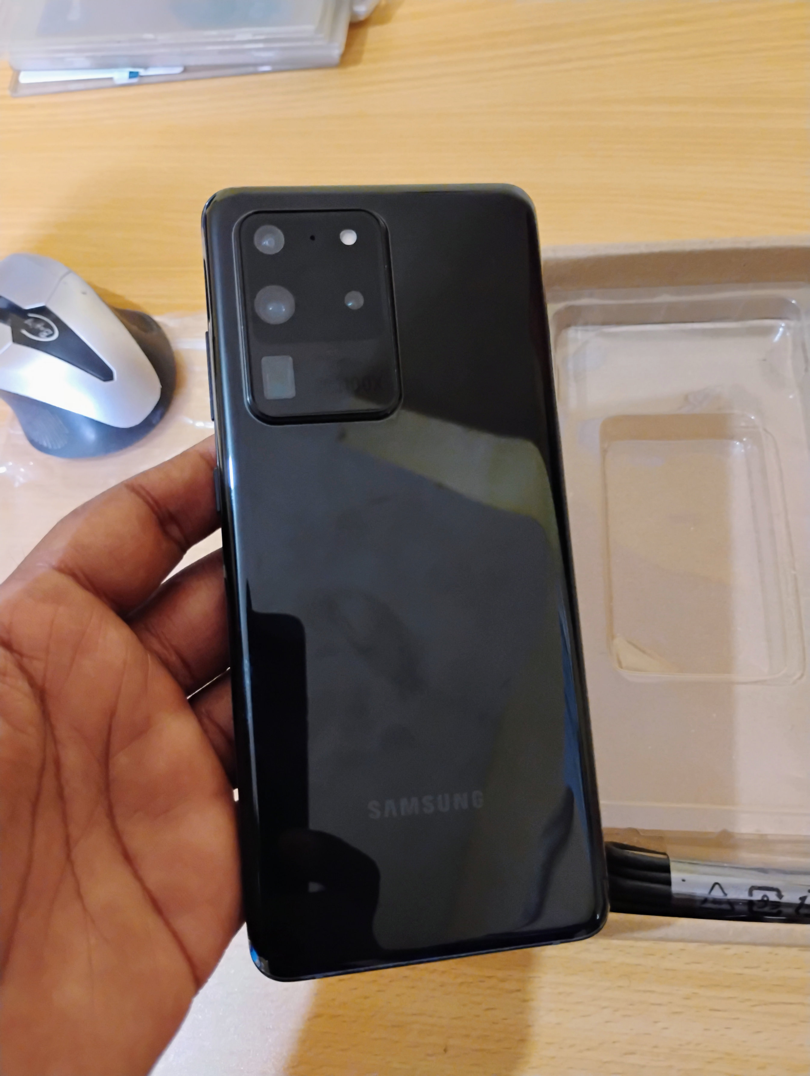 celulares y tabletas - Samsung Galaxy S20 ultra 128gb, 5g 12gb de Ram negro desbloqueado
 4