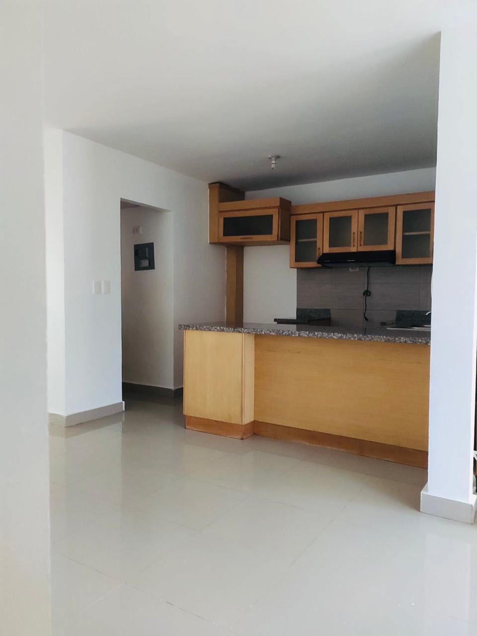 apartamentos - Alquiler de apartamento en LA JACOBO MAJLUTA  4