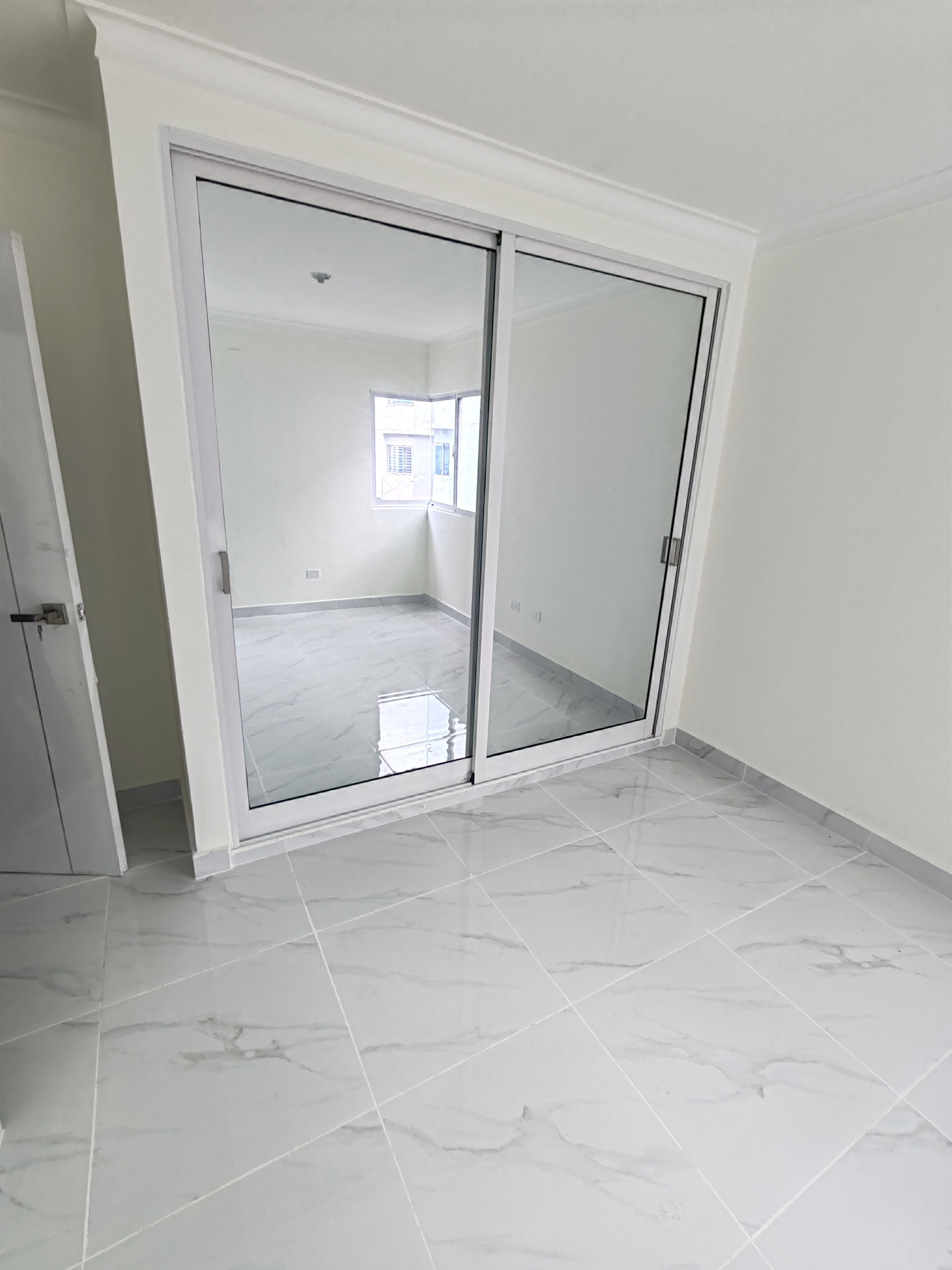 apartamentos - Vendo 3er piso en Res Las Cayenas, Aut San Isidro  6