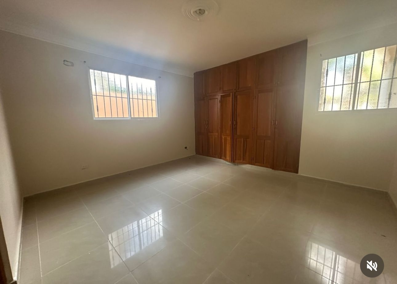 casas - CASA EN VENTA EN GURABO, SANTIAGO. 2