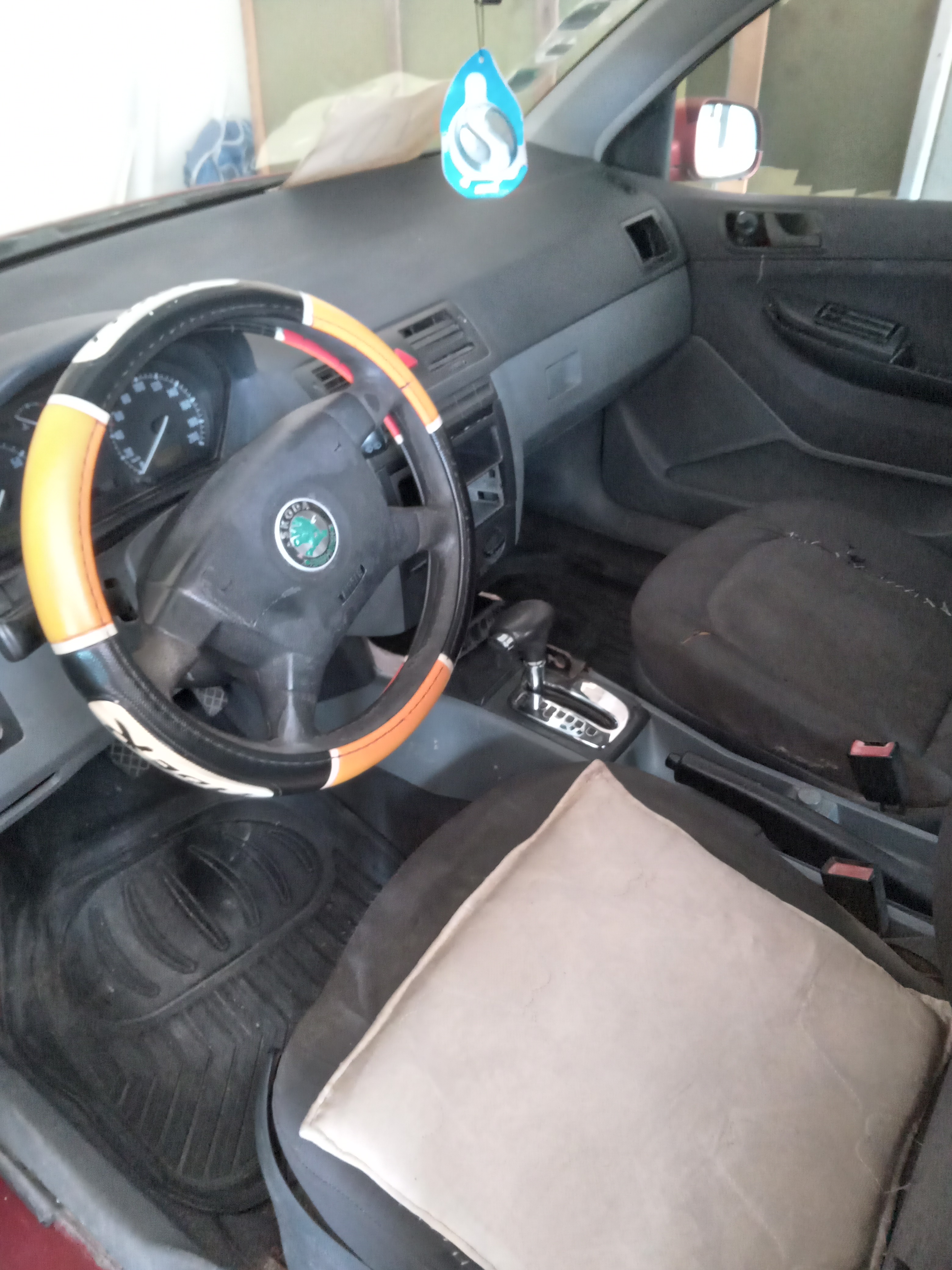 carros - VENDO SKODA FABIA 2002 3