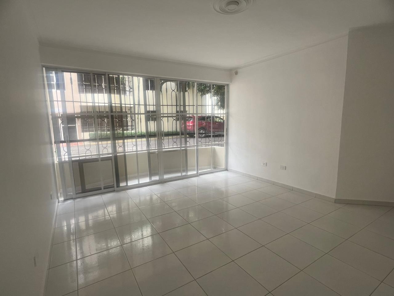 apartamentos - Apartamento en Alquiler 140Mt2, Jardines del Este  0
