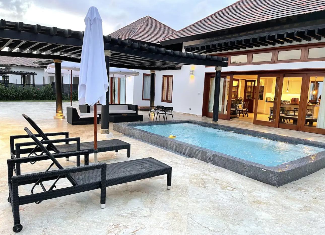 casas vacacionales y villas - Villa en Cap Cana 0