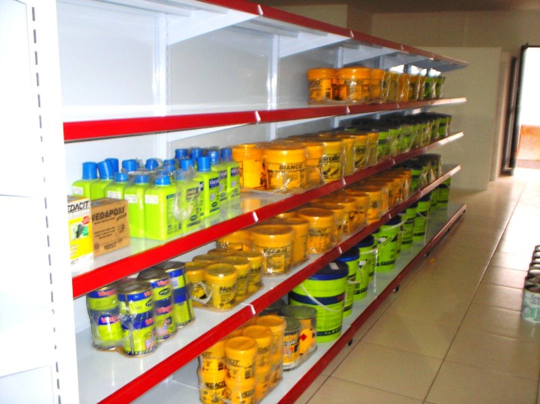 equipos profesionales - Estanteria metálica de pared para exhibición de mercancías   1