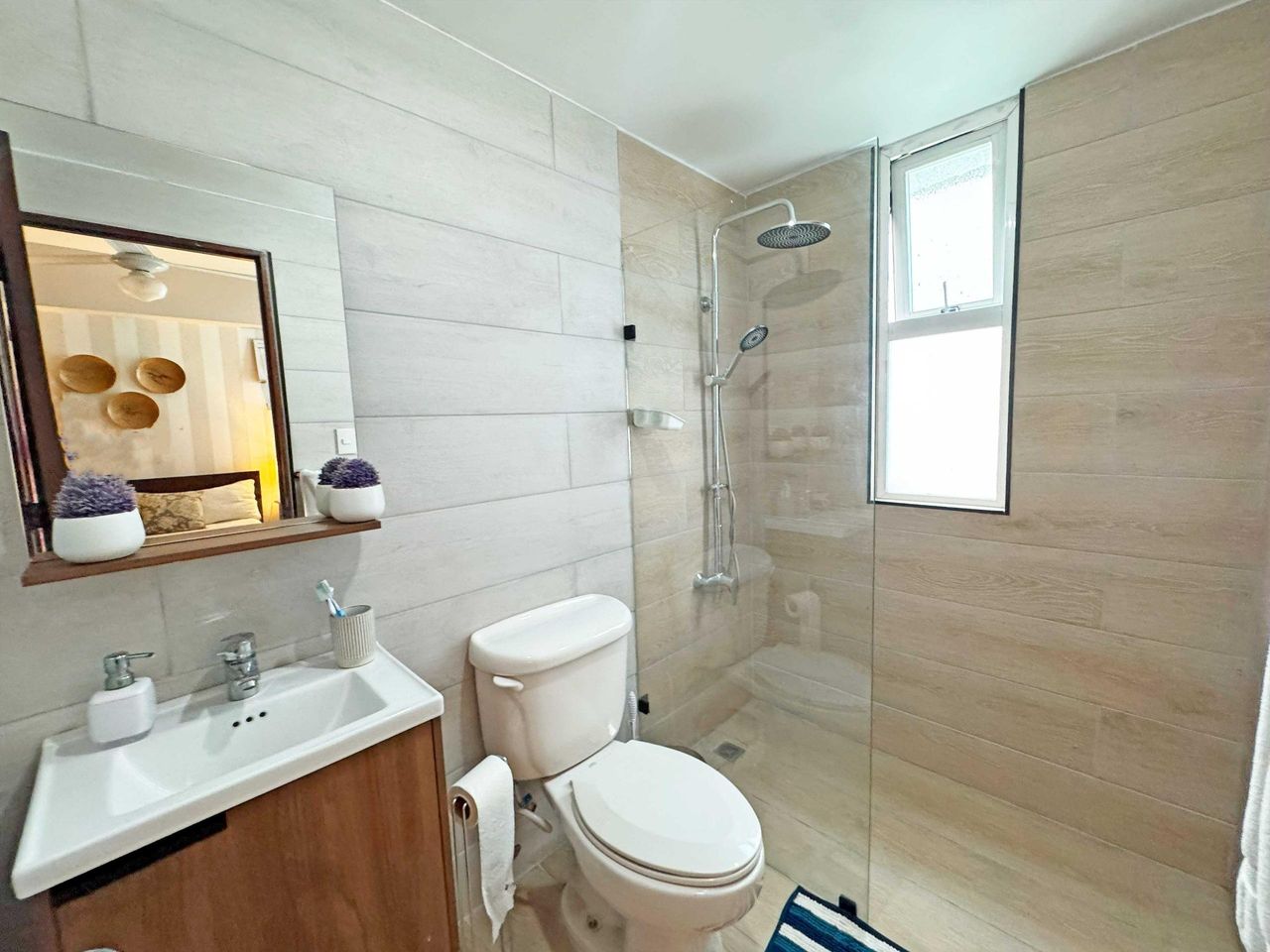 apartamentos - Venta próxima al Bravo de la Av. Enriquillo 8