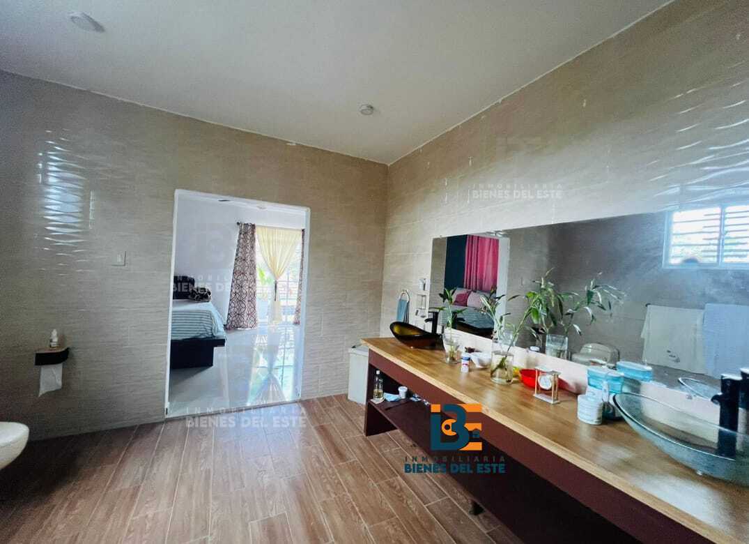 casas -  Moderna Vivienda con Piscina en Residencial Villa 7