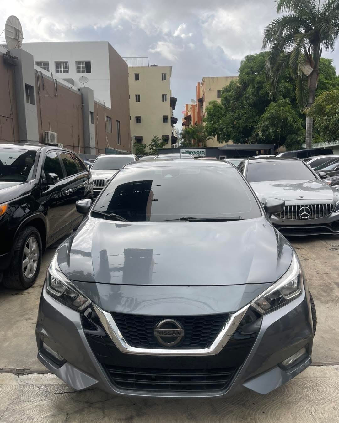 carros - NISSAN VERSA 2020 2