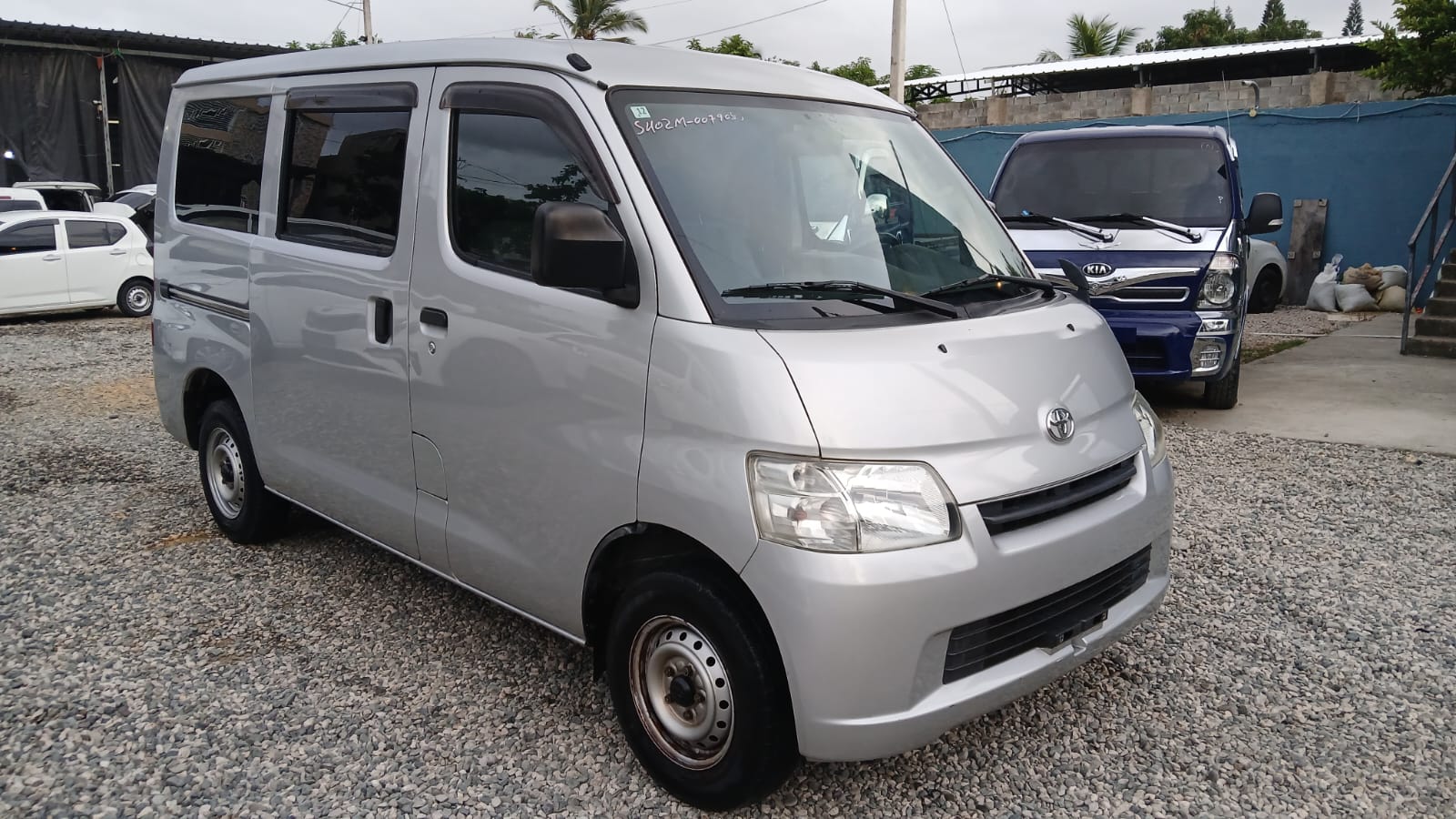 carros - VENDO TOYOTA TOWN ACE 2019 FINANCIAMIENTO DISPONI
