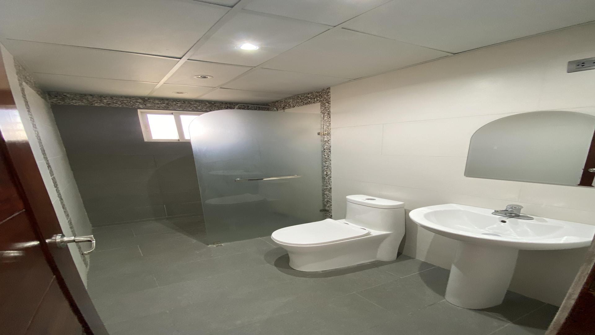 apartamentos - AMPLIO APARTAMENTO EN VENTA, EVARISTO MORALES (EM-05) 9