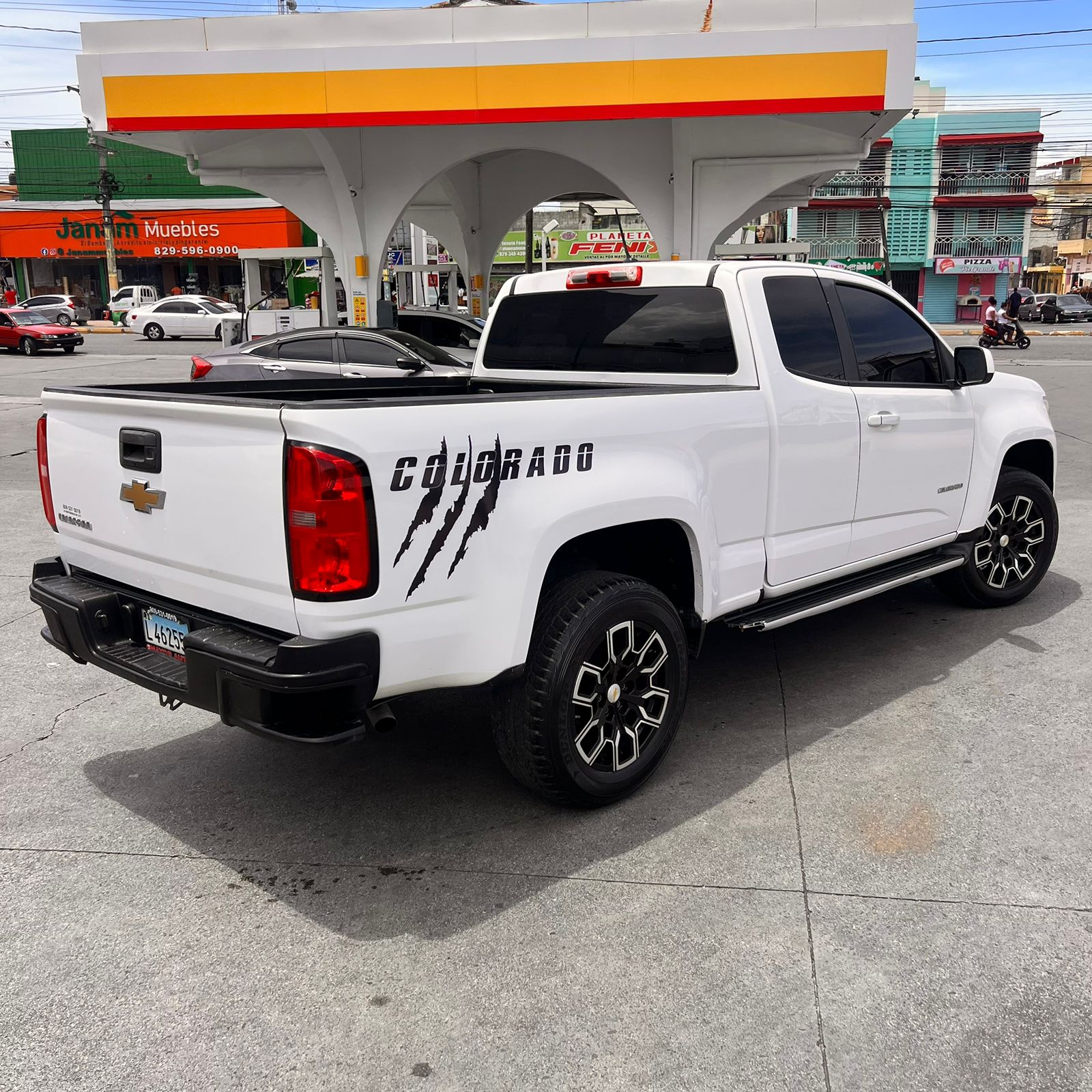 jeepetas y camionetas - Chevrolet Colorado LT 2017 4