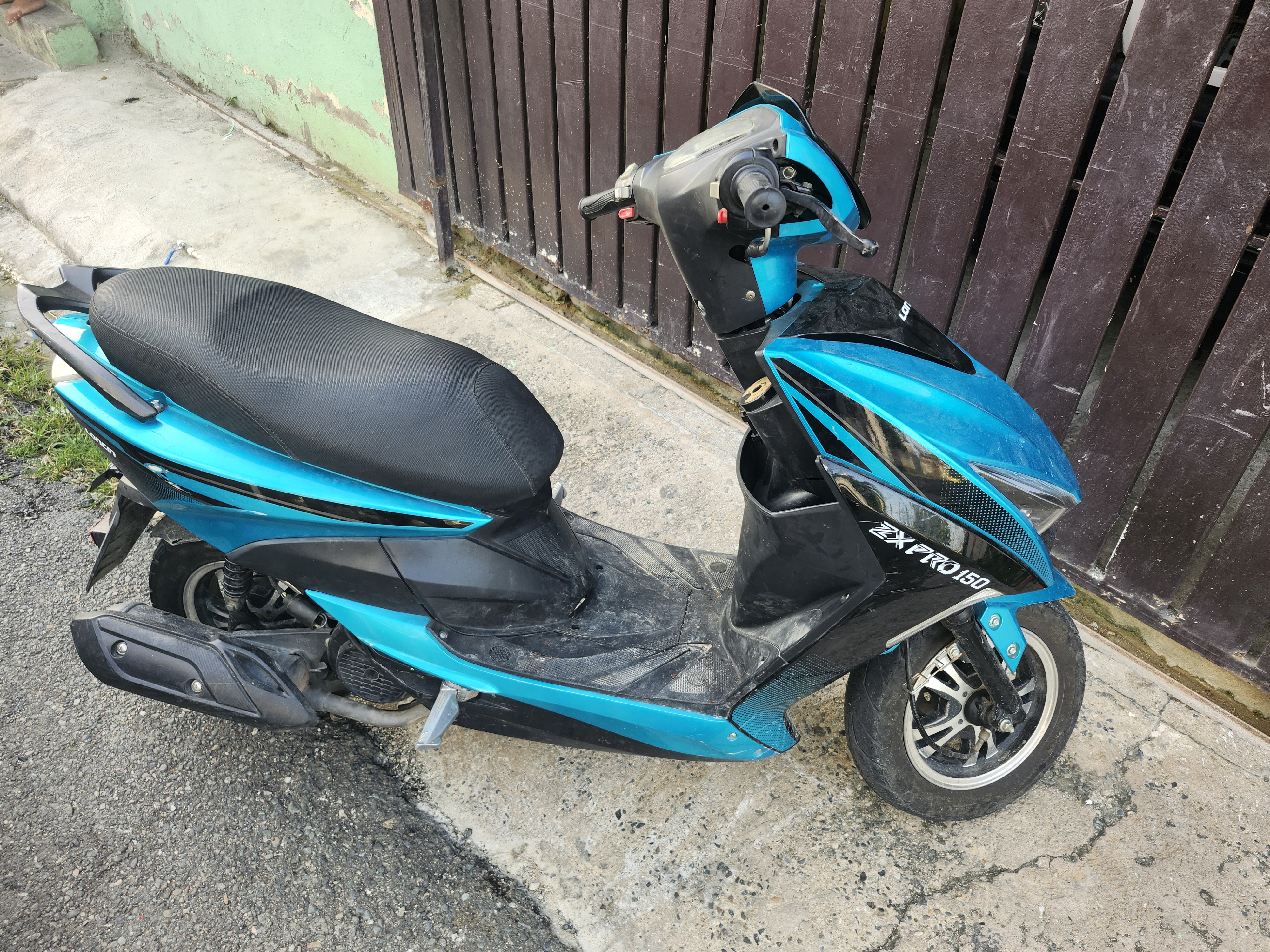 motores y pasolas - Pasola loncin zxpro 150 2024  3