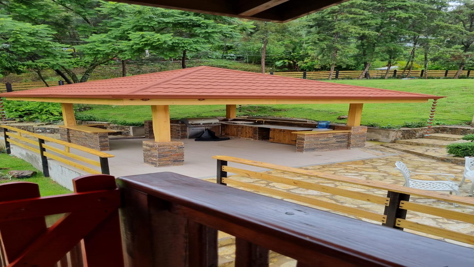 casas vacacionales y villas - Villa en Venta en Jarabacoa, Tu Refugio de Montaña 8