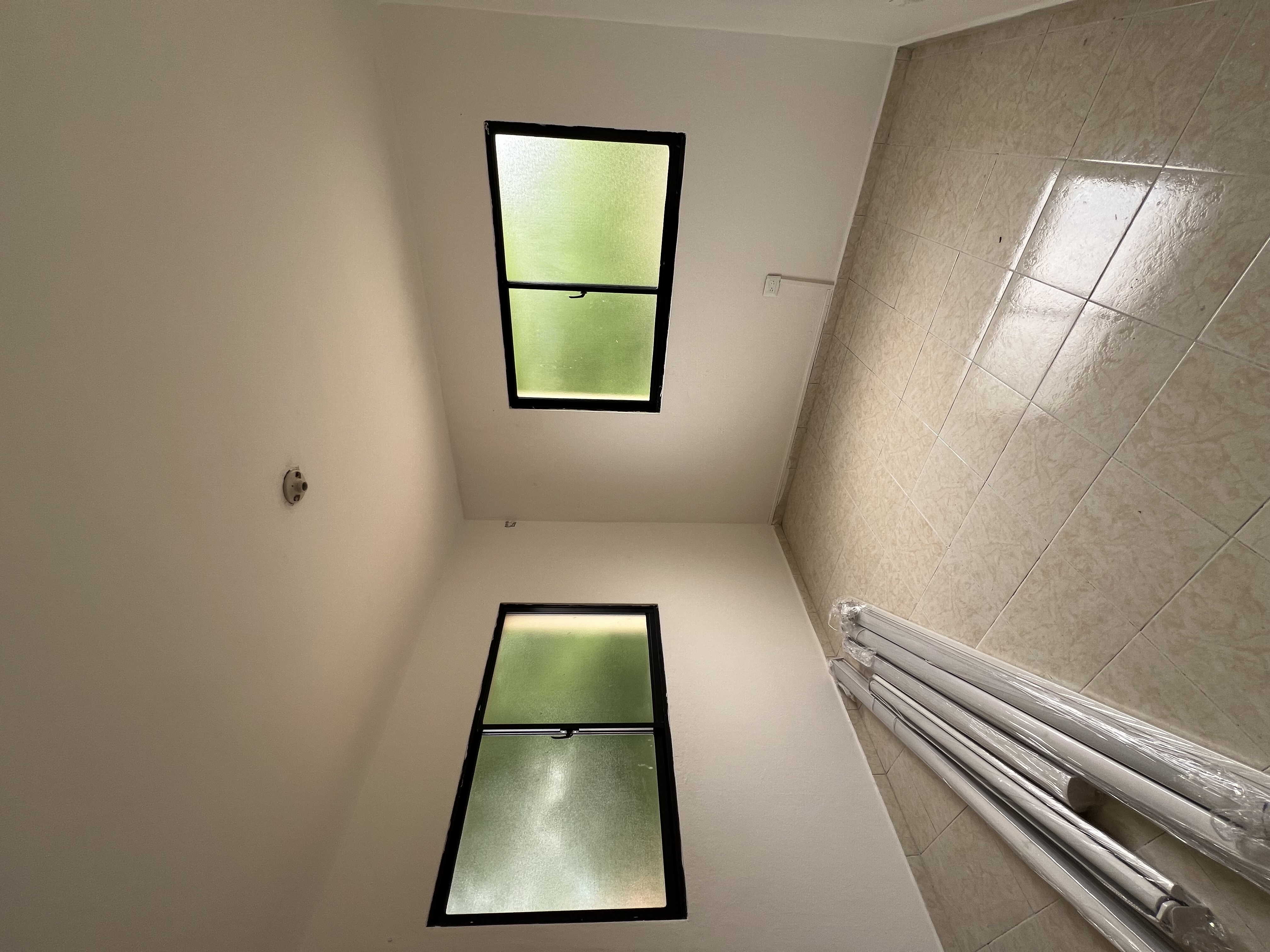 apartamentos - APARTAMENTO EN VENTA EN LOS PROCERES DE 3 HABITACIONES 2 PARQUEOS 3ER NIVEL 4