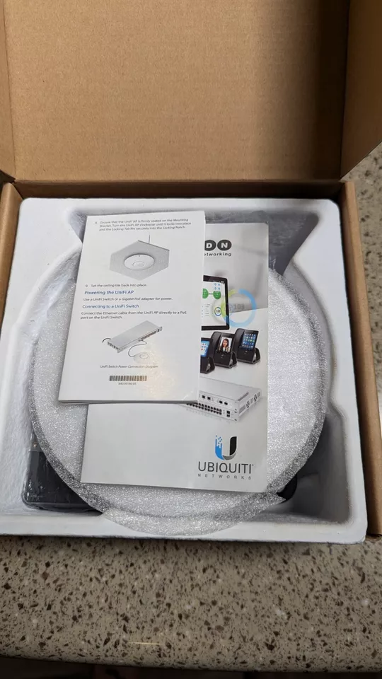 otros electronicos - Ubiquiti UniFi UAP AC LITE 3