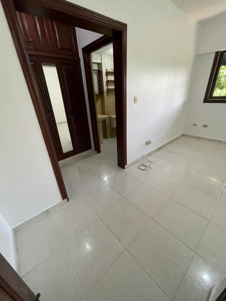 apartamentos - Vendo apartamento en la Av. Independencia  7