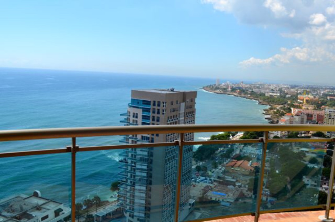 apartamentos - Vendo en el malecón  1