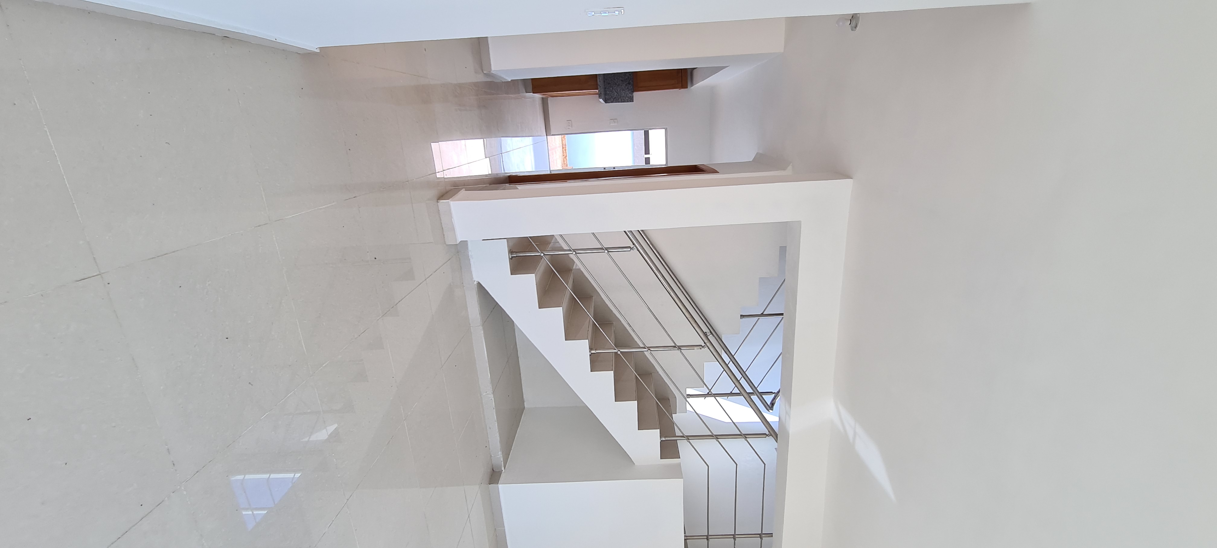casas - Casa de dos niveles en residencial cerrado 3