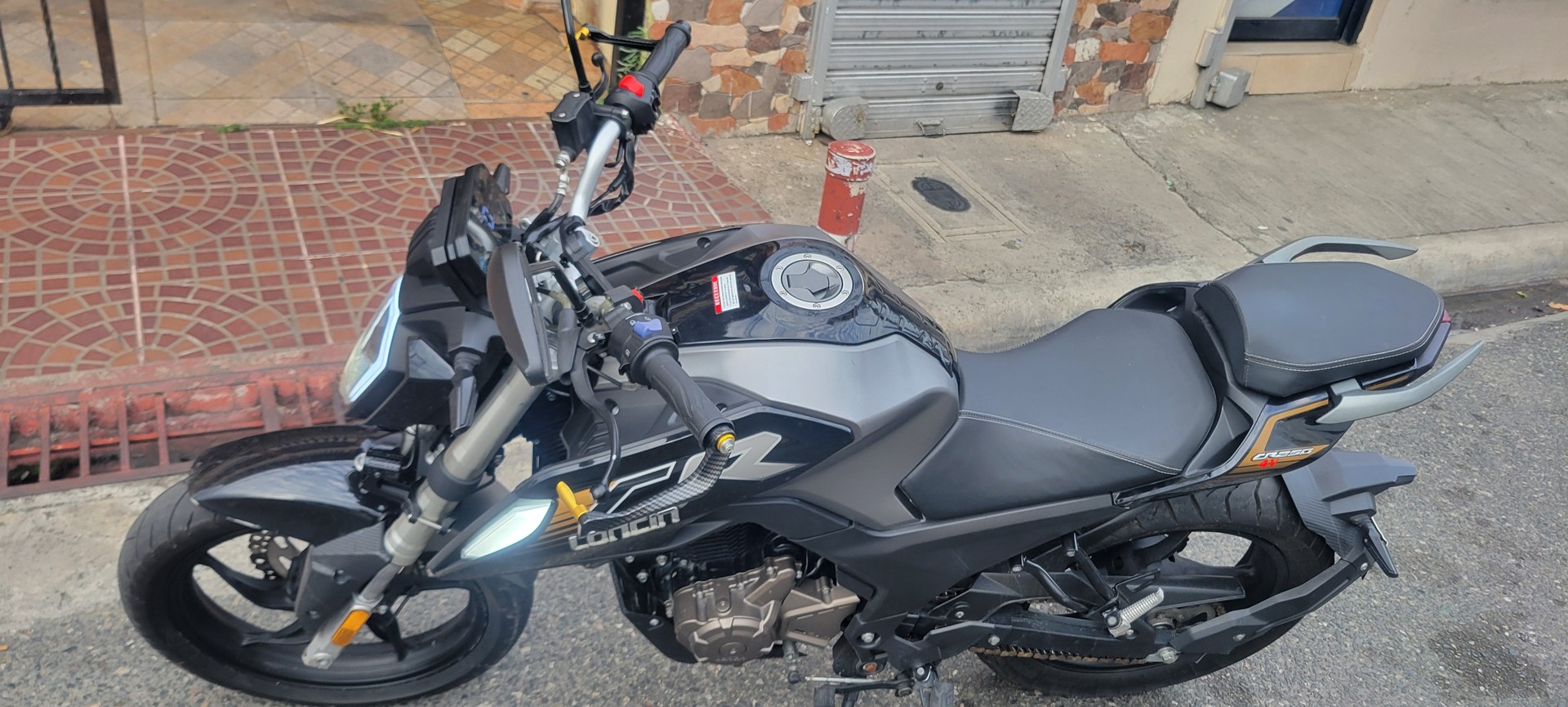 motores y pasolas - Motocicleta loncin cr250 2024 4 valvulas. 3