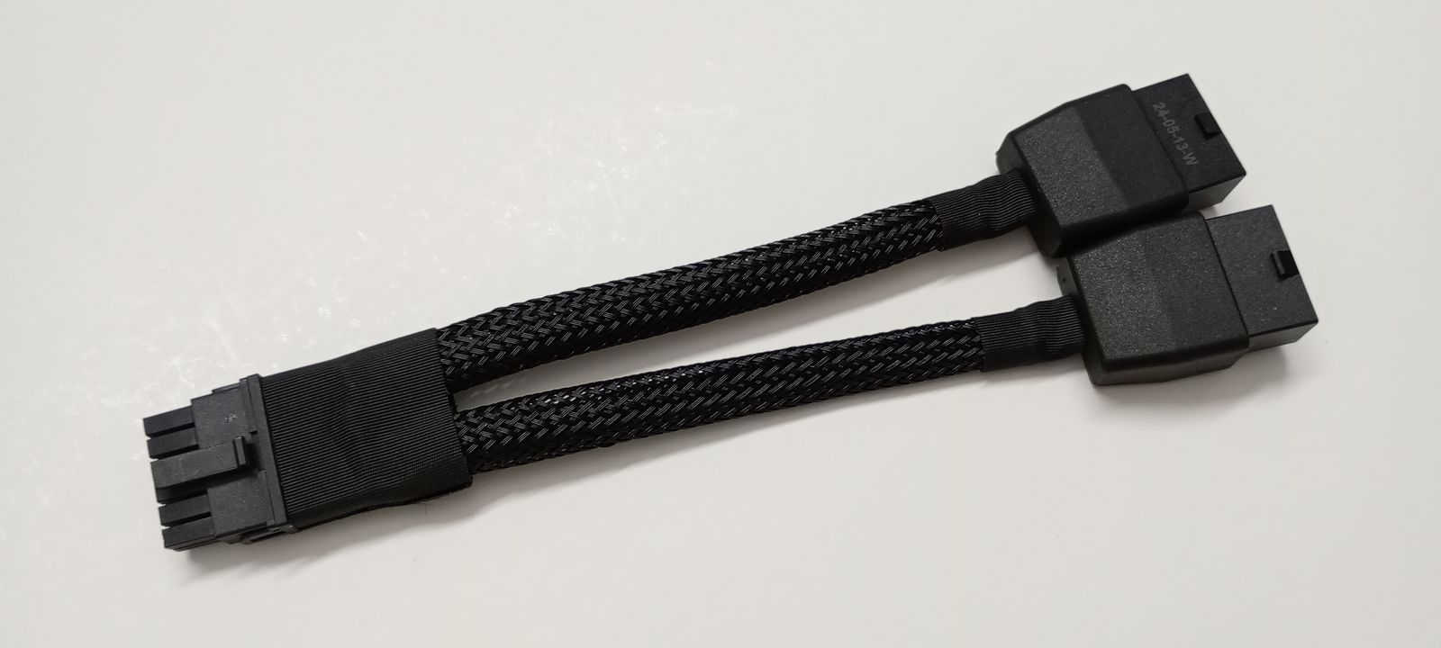 accesorios para electronica - Cable NVIDIA 2x Pci-e to 12VHPWR for RTX 5070 Ti 2