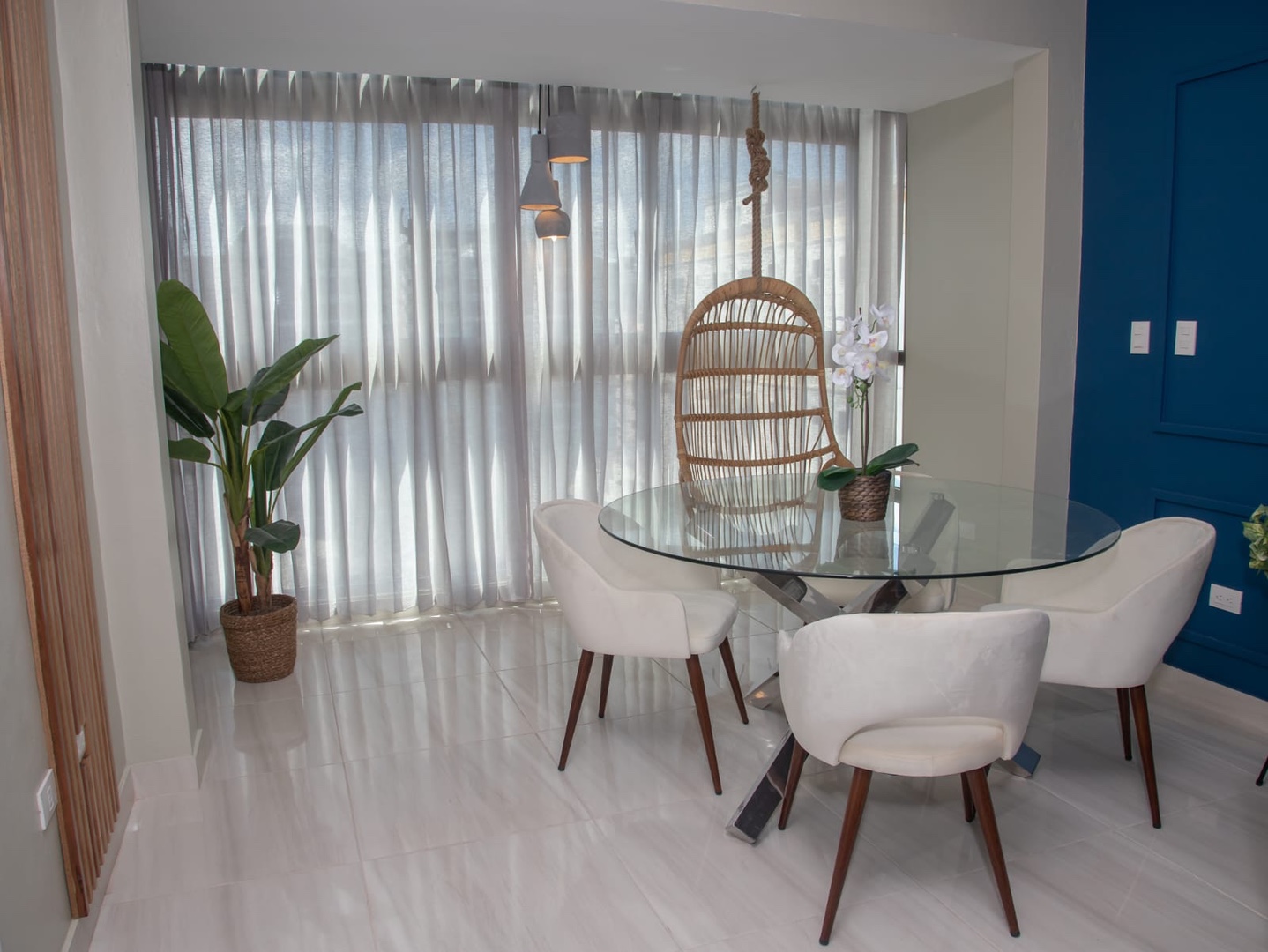 apartamentos - Apartamento totalmente amueblado y con diseño y mobiliario moderno 2