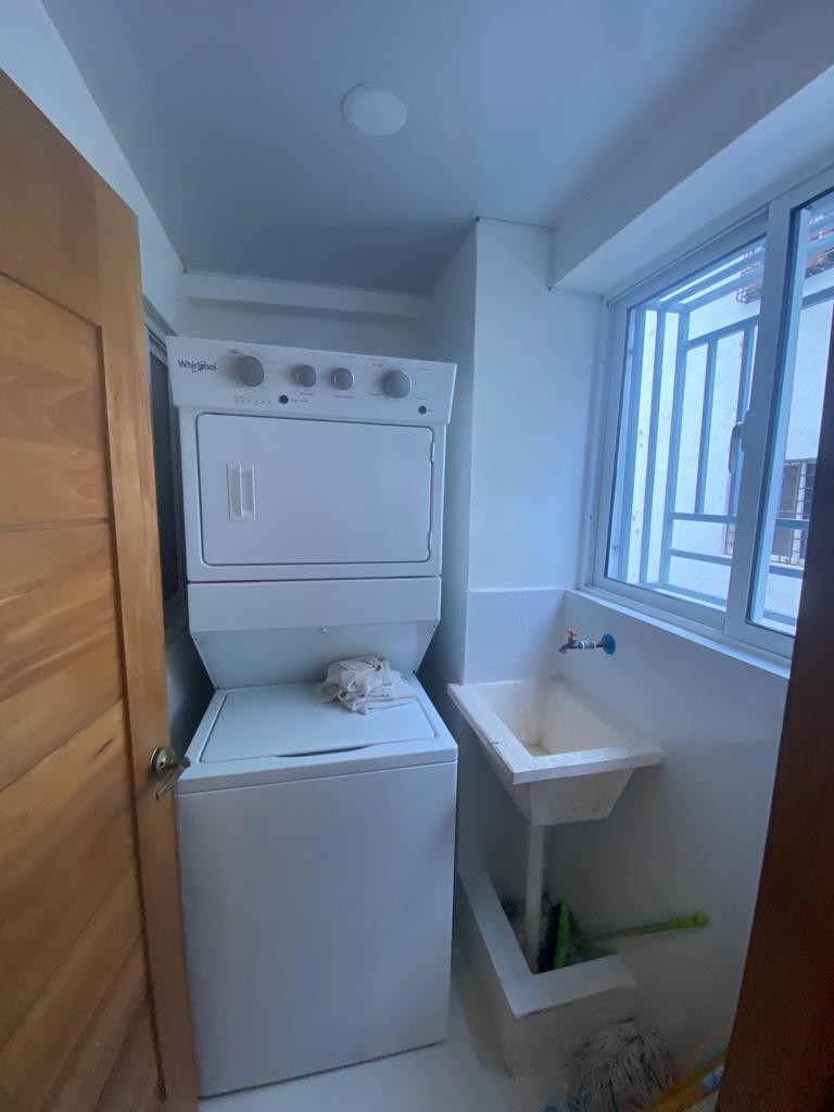 apartamentos - 🚨Apartamento en venta🚨 El cacique 3er nivel
 6