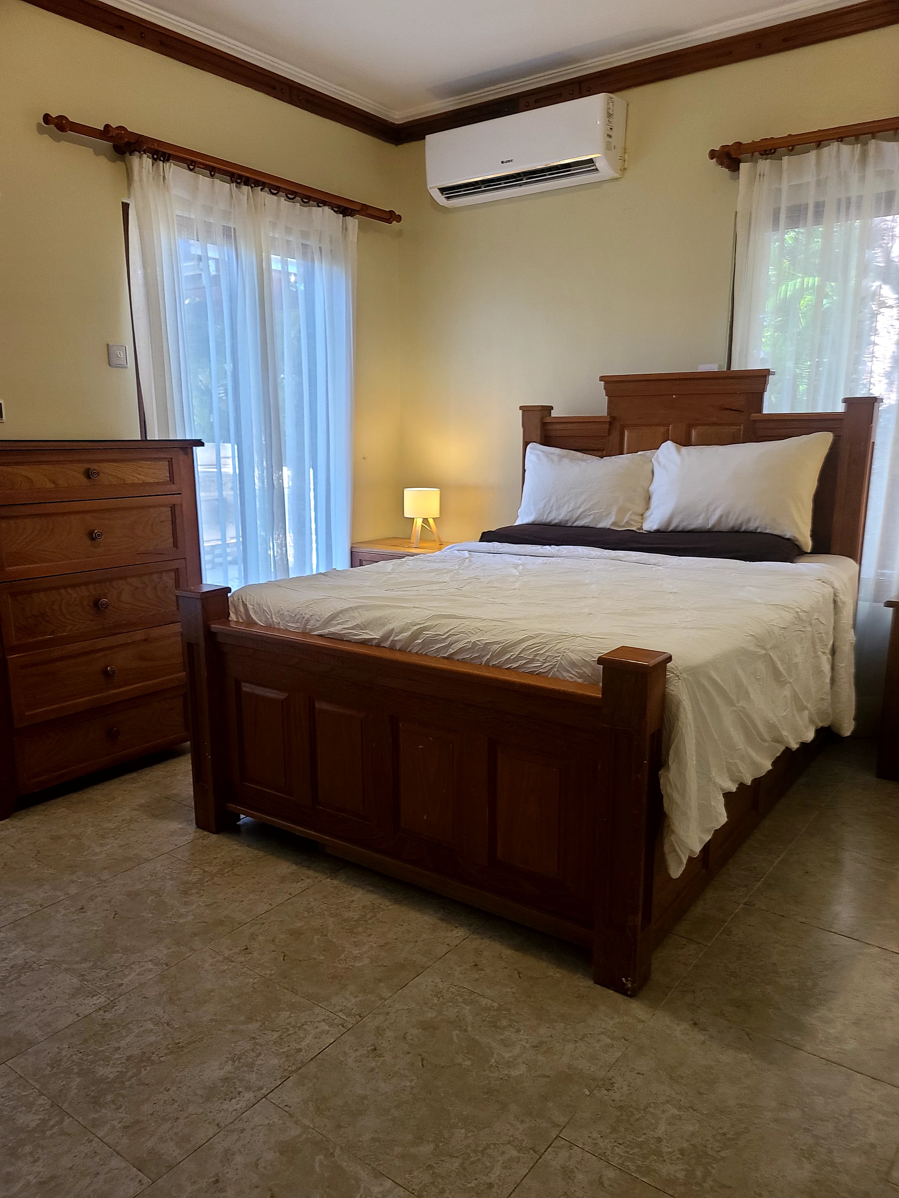 casas vacacionales y villas - VENDO VILLA AMUEBLAD JUAN DOLIO METRO COUNTRY CLUB 5